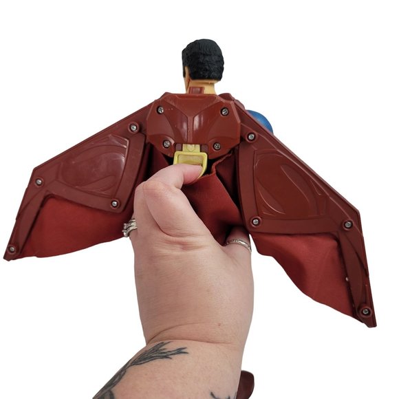 DC Comics 2015 Justice League Superman 11.5" Action Figure by Mattel - Picture 5 of 7